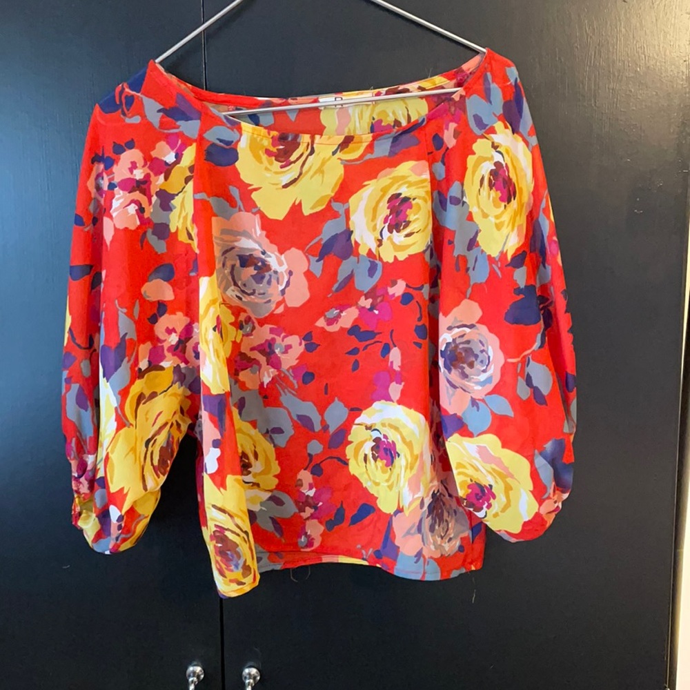 Floral Scoop Neck Top